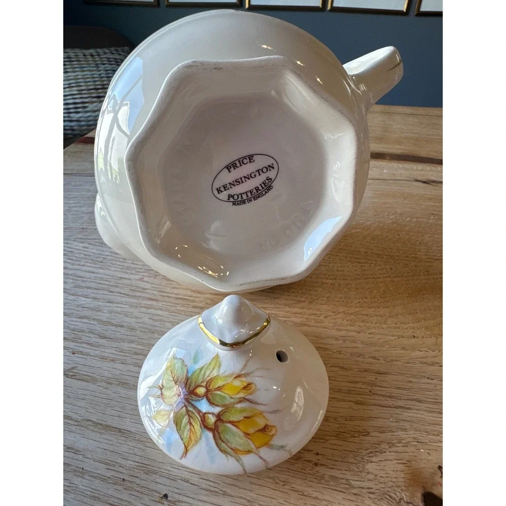 Price Kensington Potteries Yellow Rose Teapot Tudor Made in England Gold Gilt